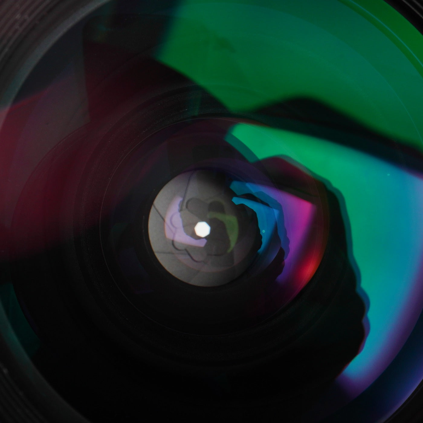 Nikon Ai Nikkor 28mm F/2.8 単焦点レンズ