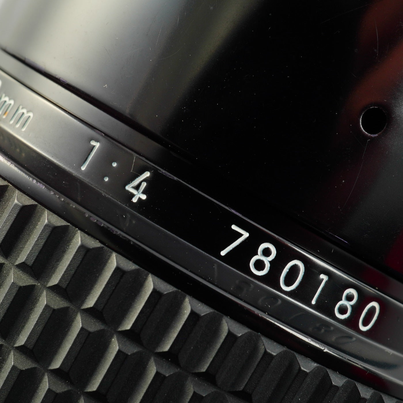 Nikon Ai NIKKOR 200mm F/4 単焦点レンズ