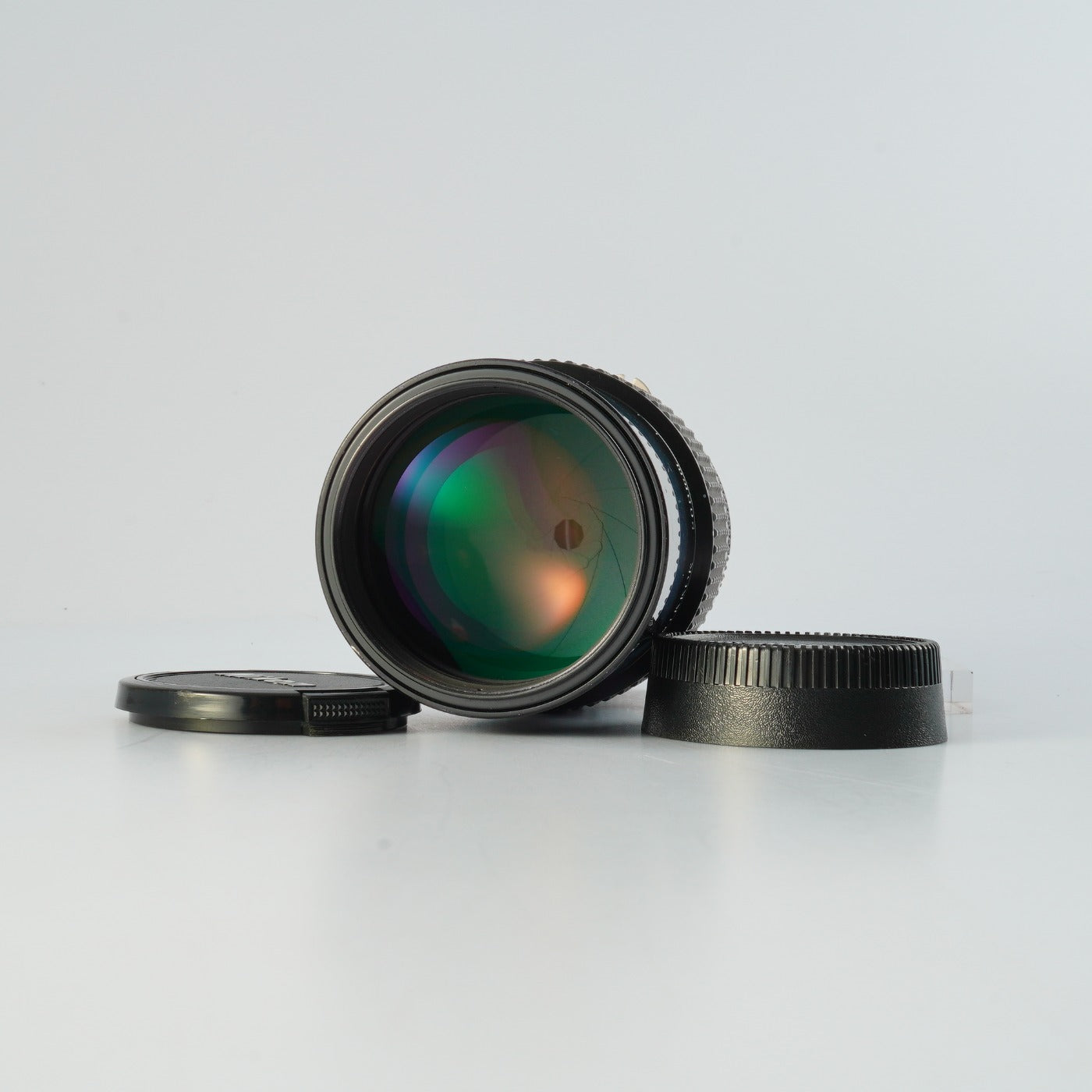 Nikon ニコン Ai NIKKOR 200mm F/4 単焦点レンズ Nikon Ai NIKKOR 200mm F/4 単焦点レンズ – 山田写真機店