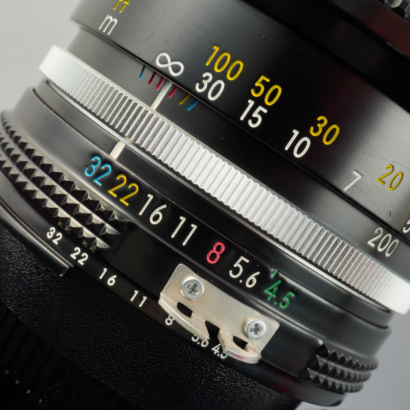 Nikon Ai Zoom NIKKOR 80-200mm F/4.5 ズームレンズ
