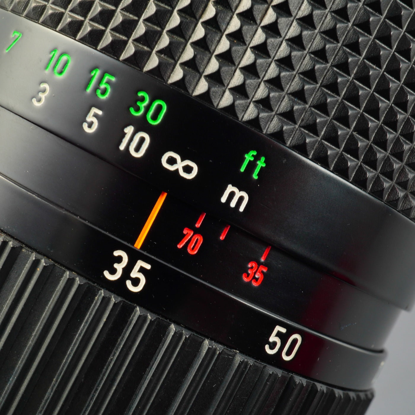 Canon FD 35-70mm F/4 ズームレンズ