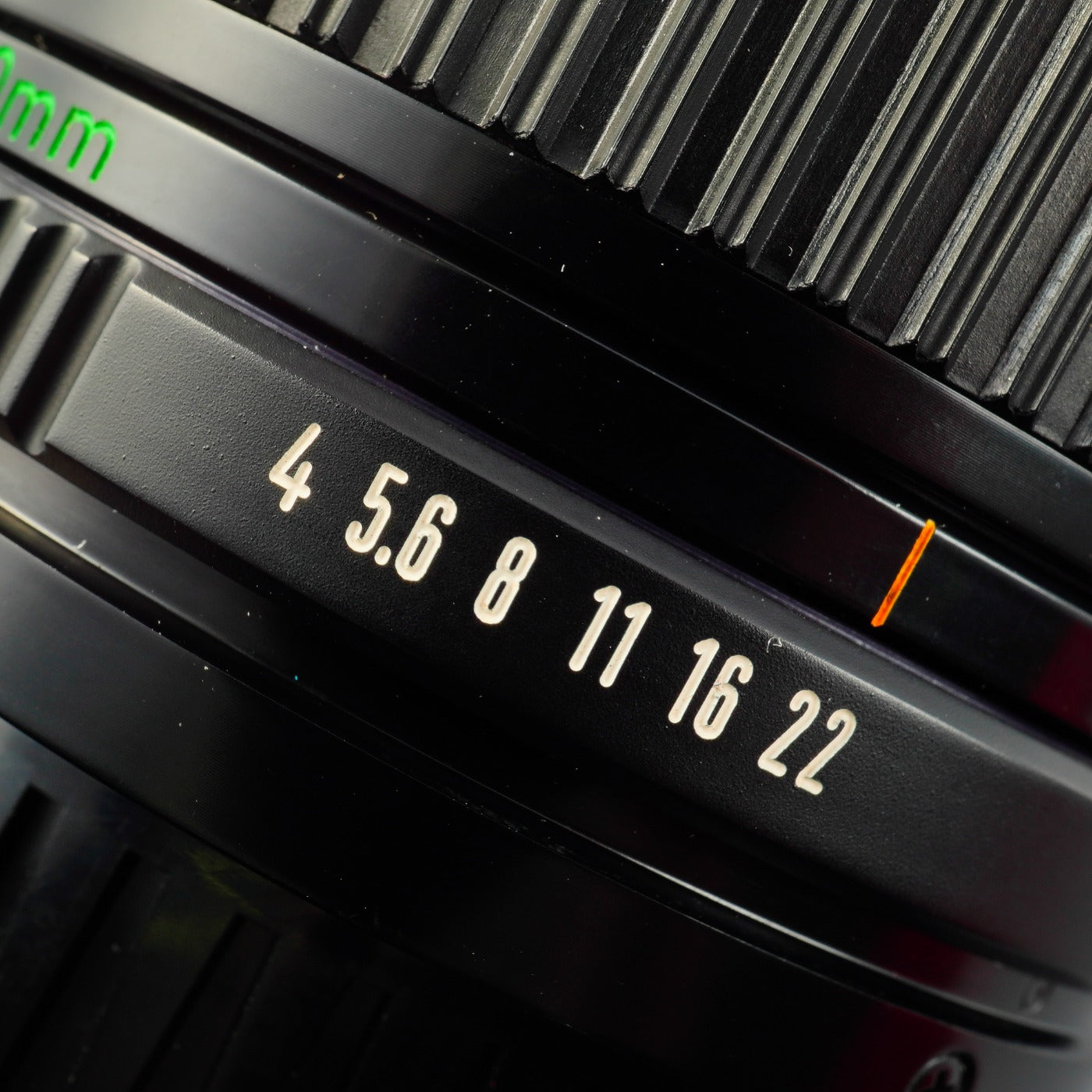 Canon FD 35-70mm F/4 ズームレンズ