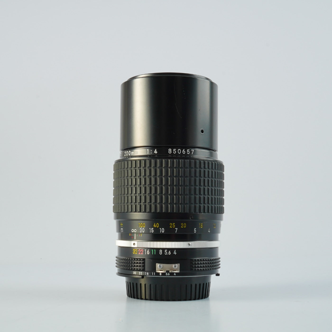 Nikon Ai NIKKOR 200mm F/4 単焦点レンズ