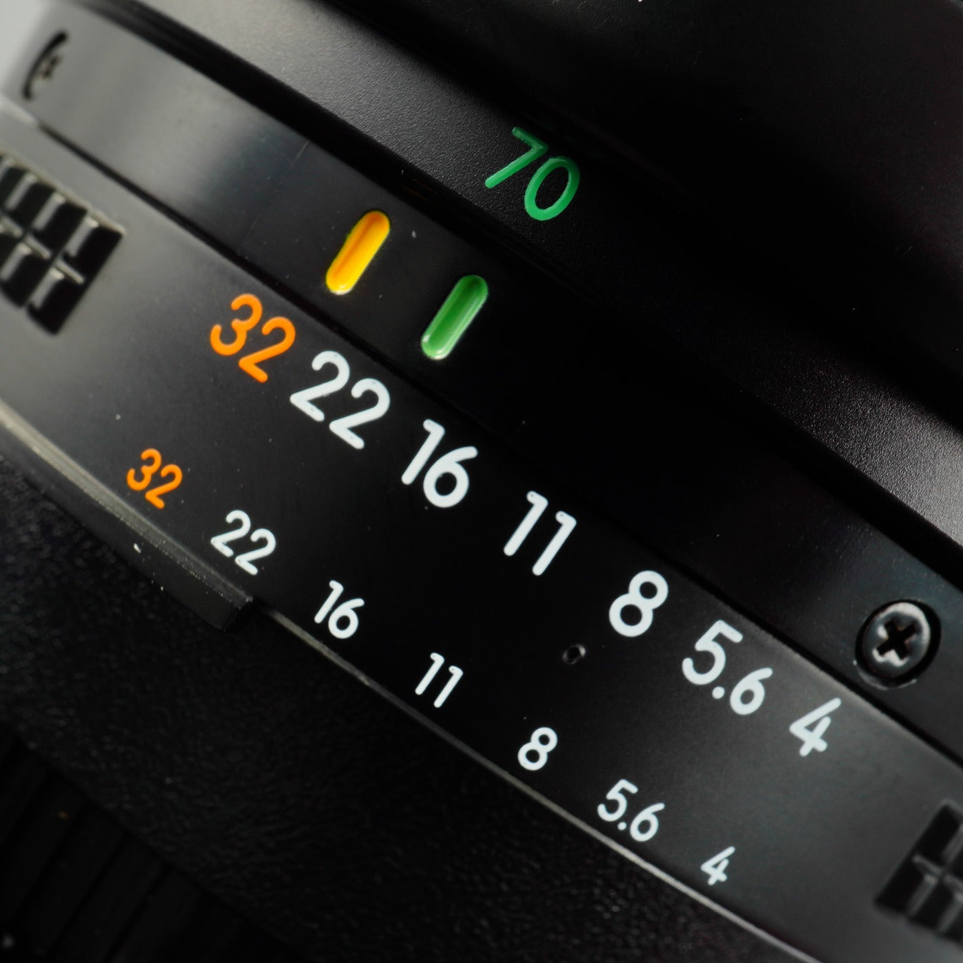 Nikon AF NIKKOR 70-210mm F/4-5.6 ズームレンズ