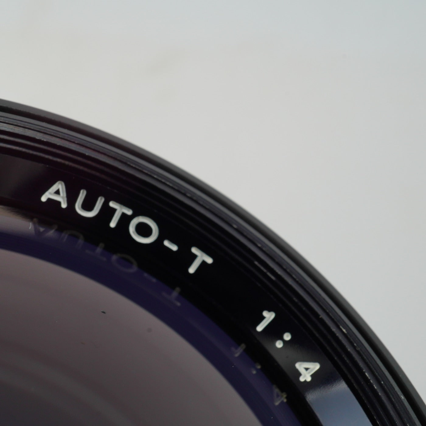 OLYMPUS OM-SYSTEM ZUIKO MC AUTO-T 200mm F/4 単焦点レンズ