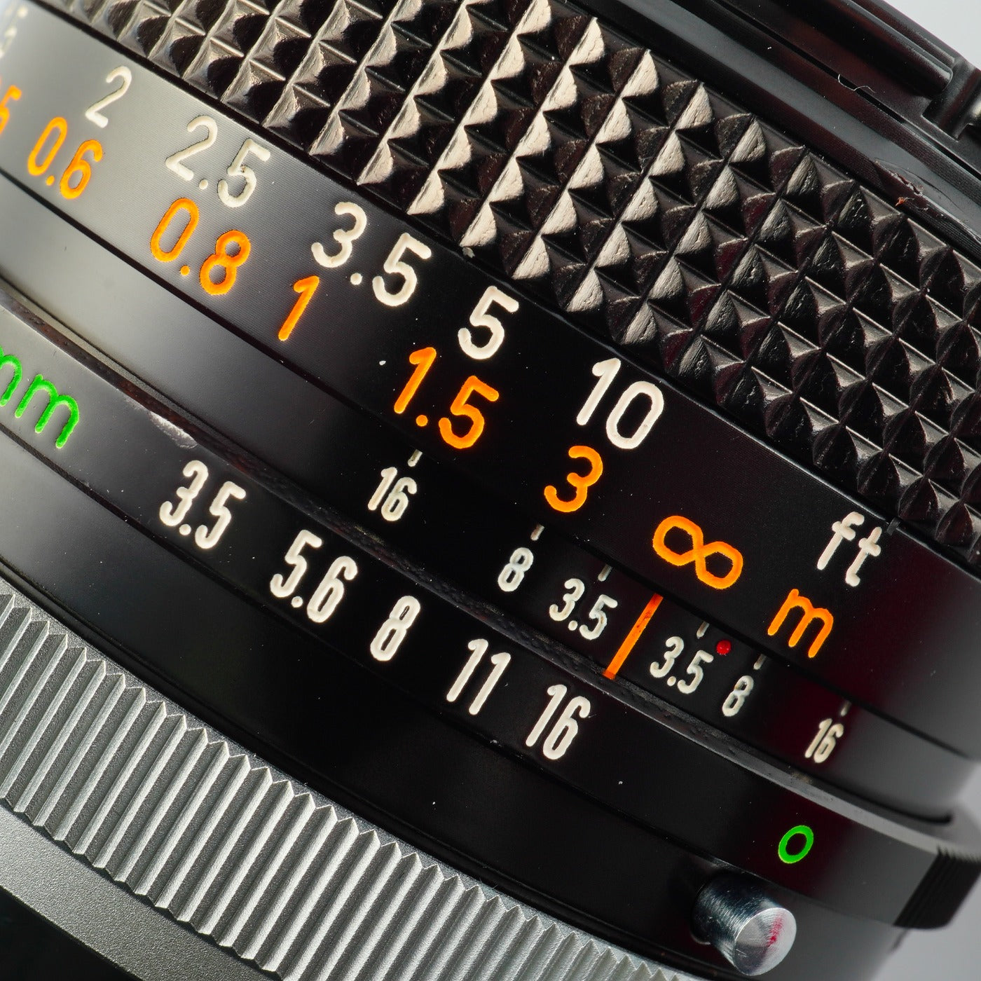 Canon FD 28mm F/3.5 S.C. "O" 単焦点レンズ