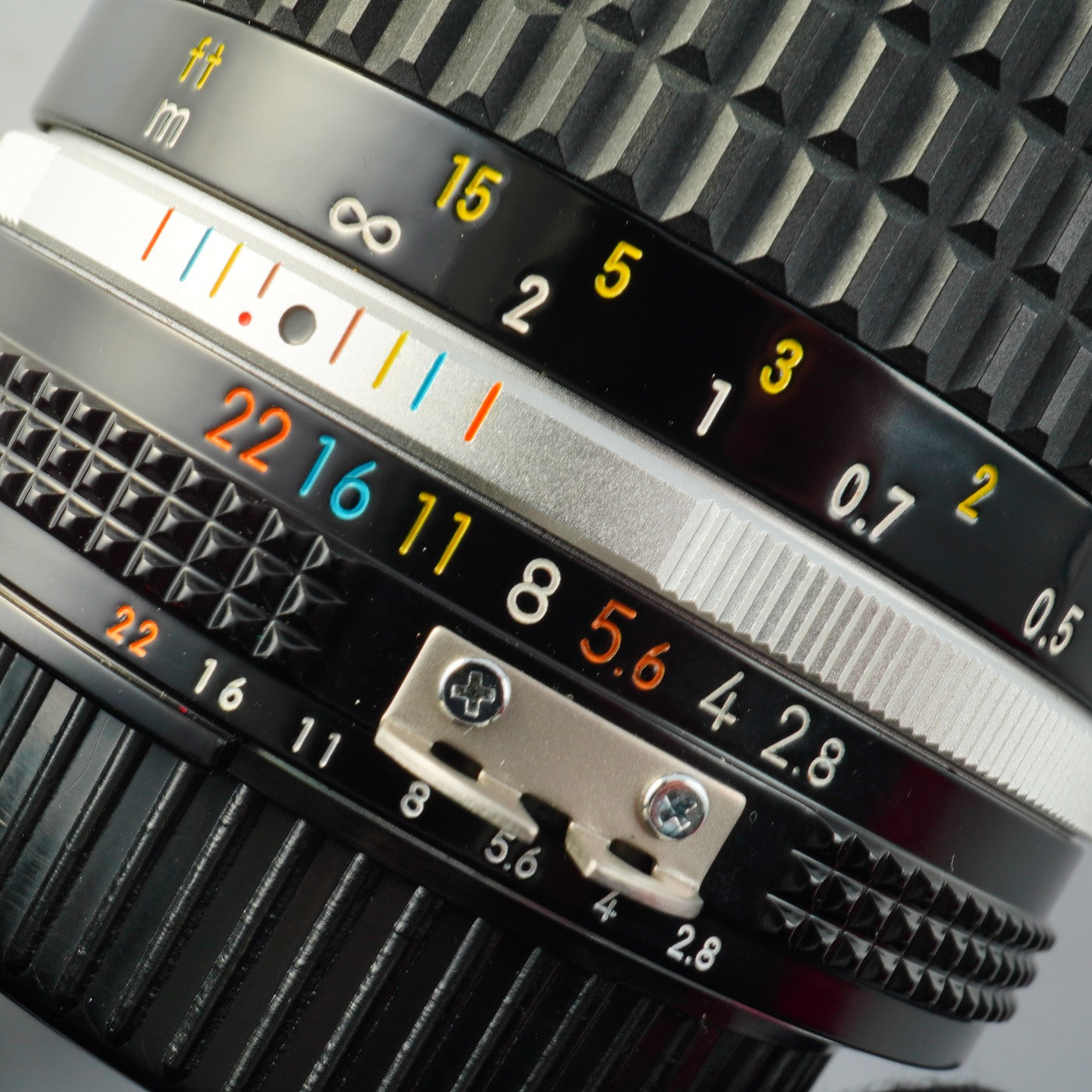 Nikon Ai-S NIKKOR 35mm F/2.8 単焦点レンズ