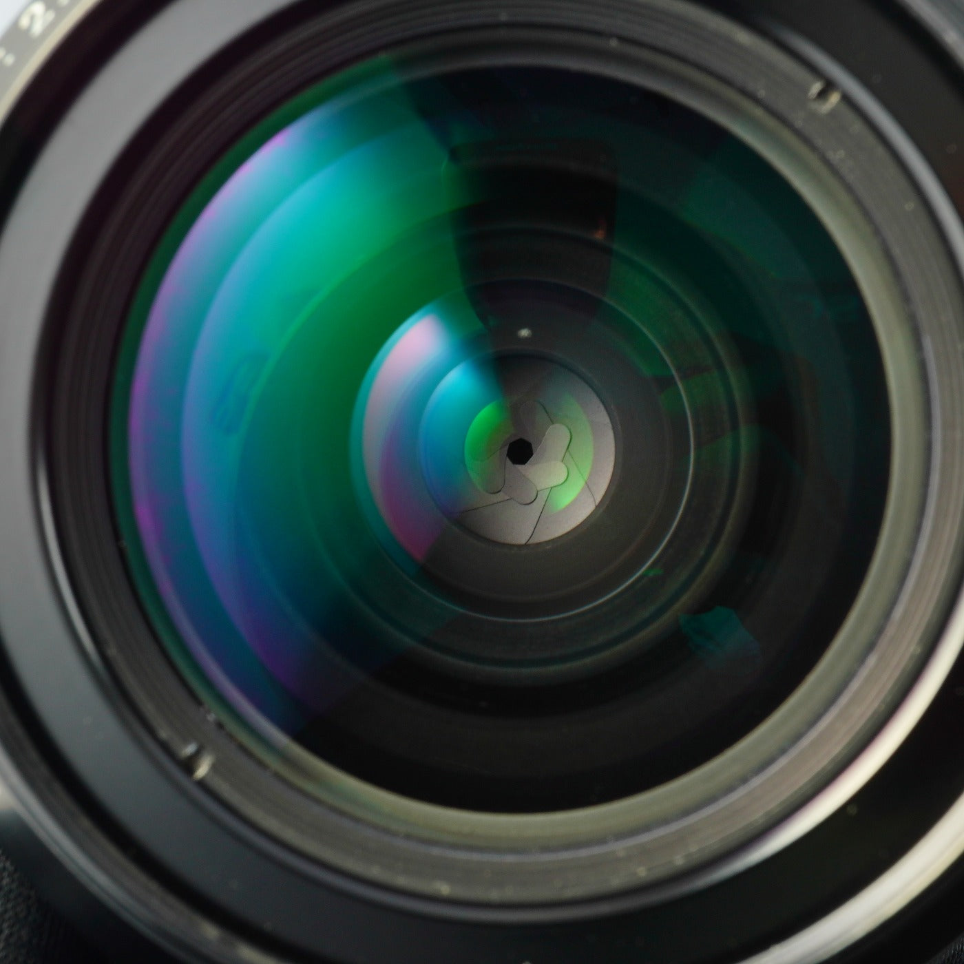 Nikon Ai Nikkor 28mm F/2.8 単焦点レンズ