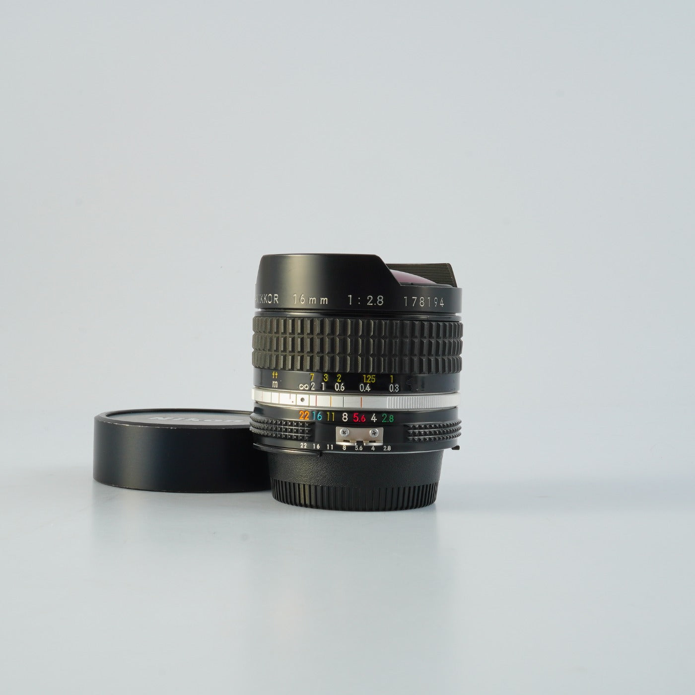 Nikon Fisheye NIKKOR 16mm F/2.8 単焦点レンズ