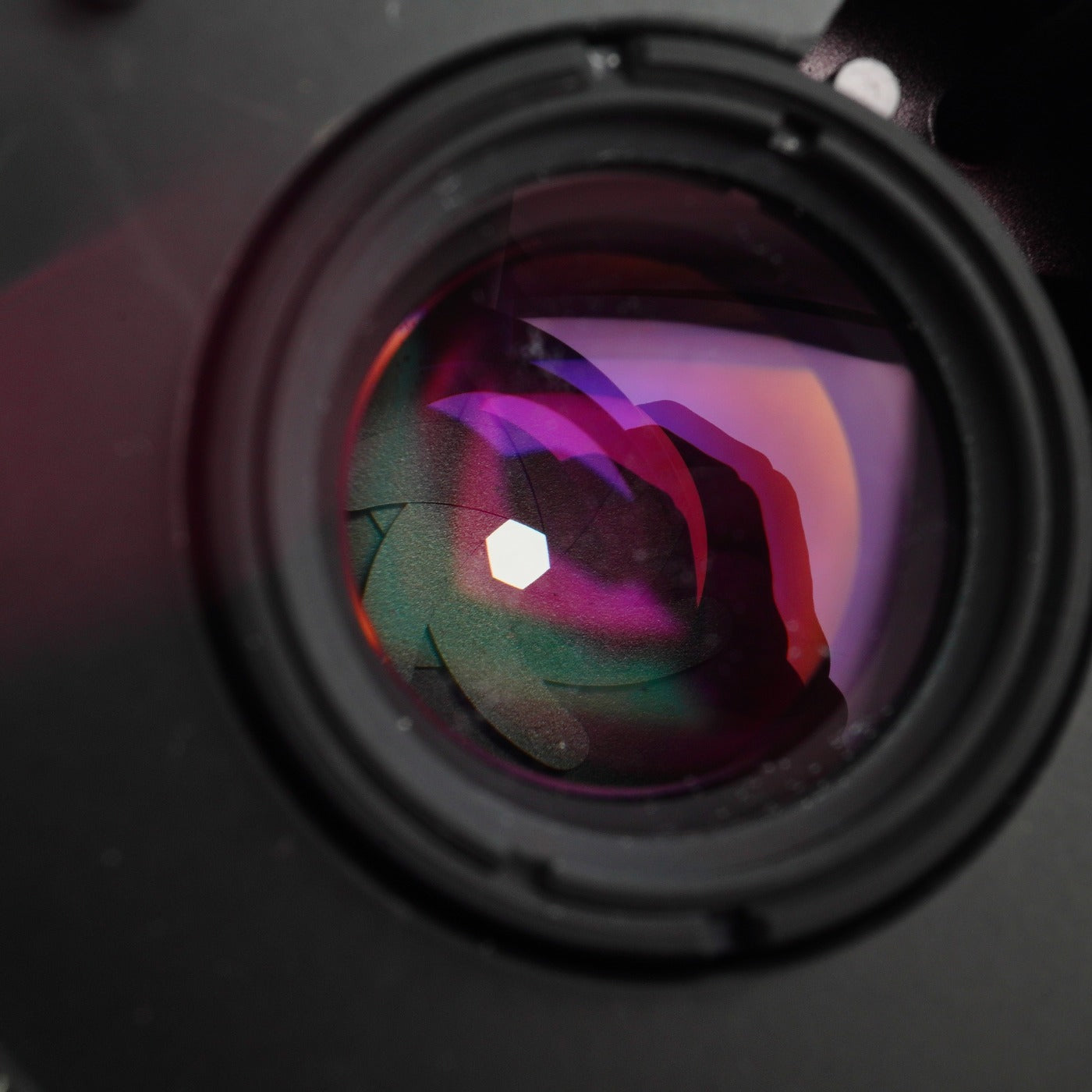 MINOLTA New MD 28mm F/2.8 単焦点レンズ