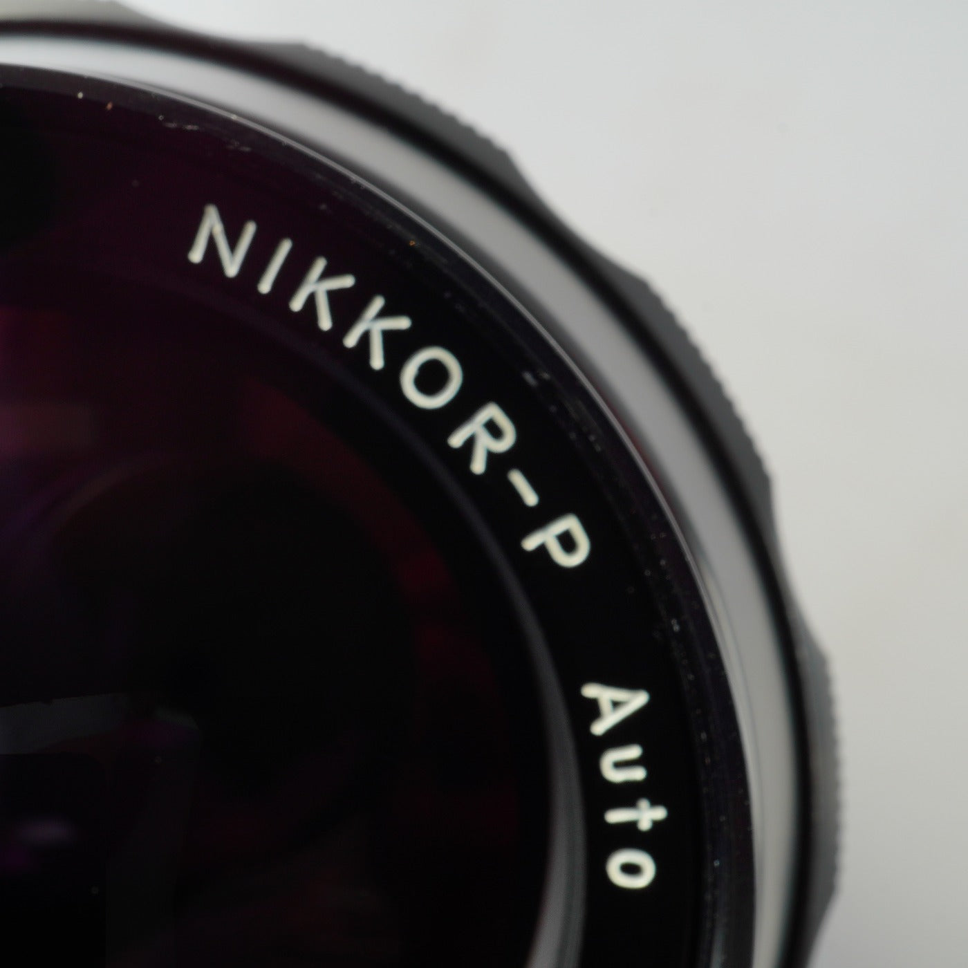 Nikon 非Ai NIKKOR-P Auto 105mm F/2.5 単焦点レンズ