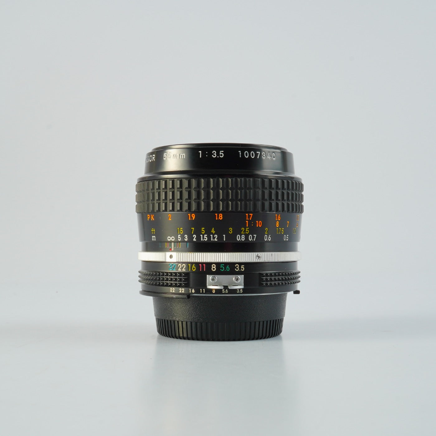 Nikon Ai Micro-NIKKOR 55mm F/3.5 マクロレンズ