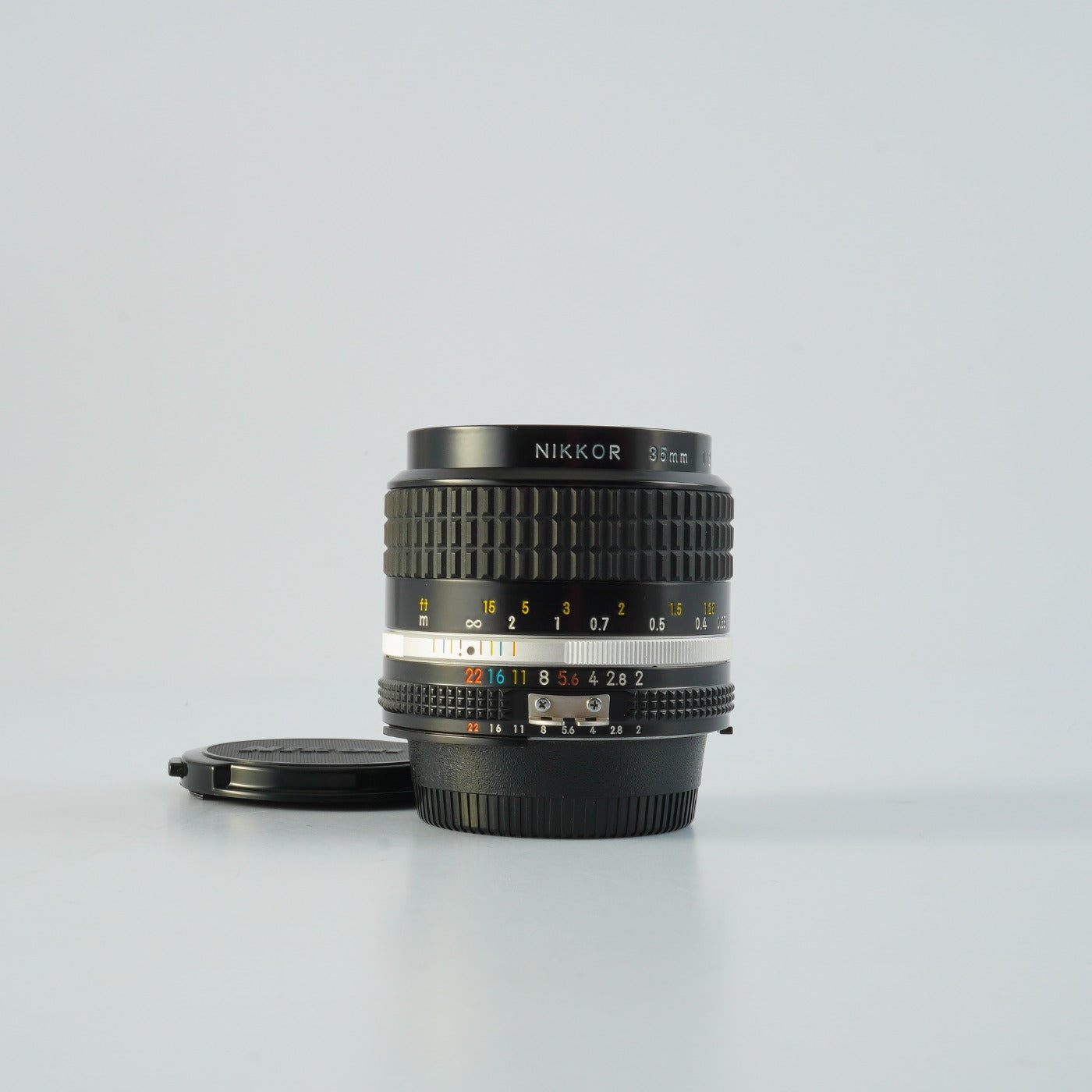 Nikon Ai-S NIKKOR 35mm F/2 単焦点レンズ