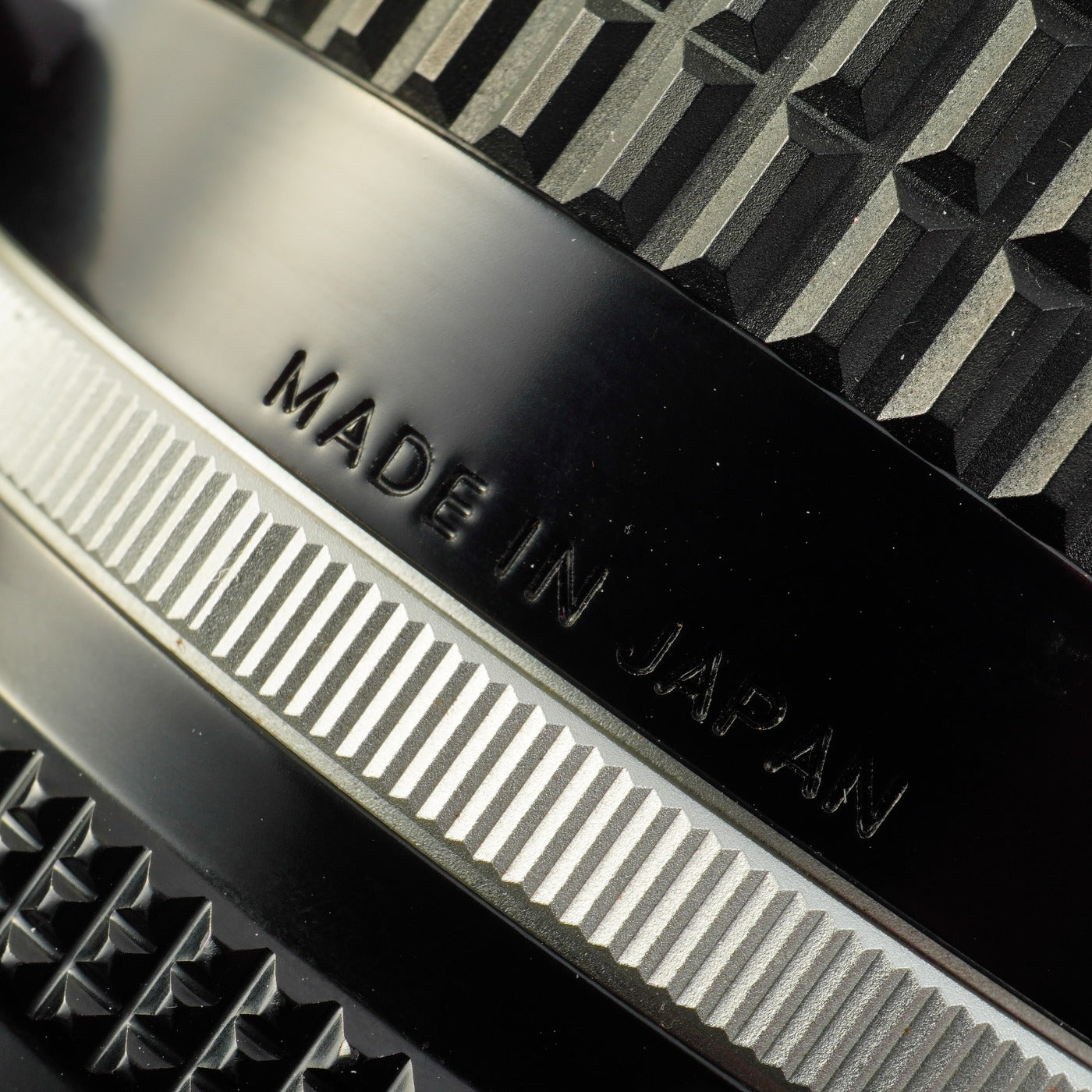 Nikon Ai-S NIKKOR 35mm F/2 単焦点レンズ