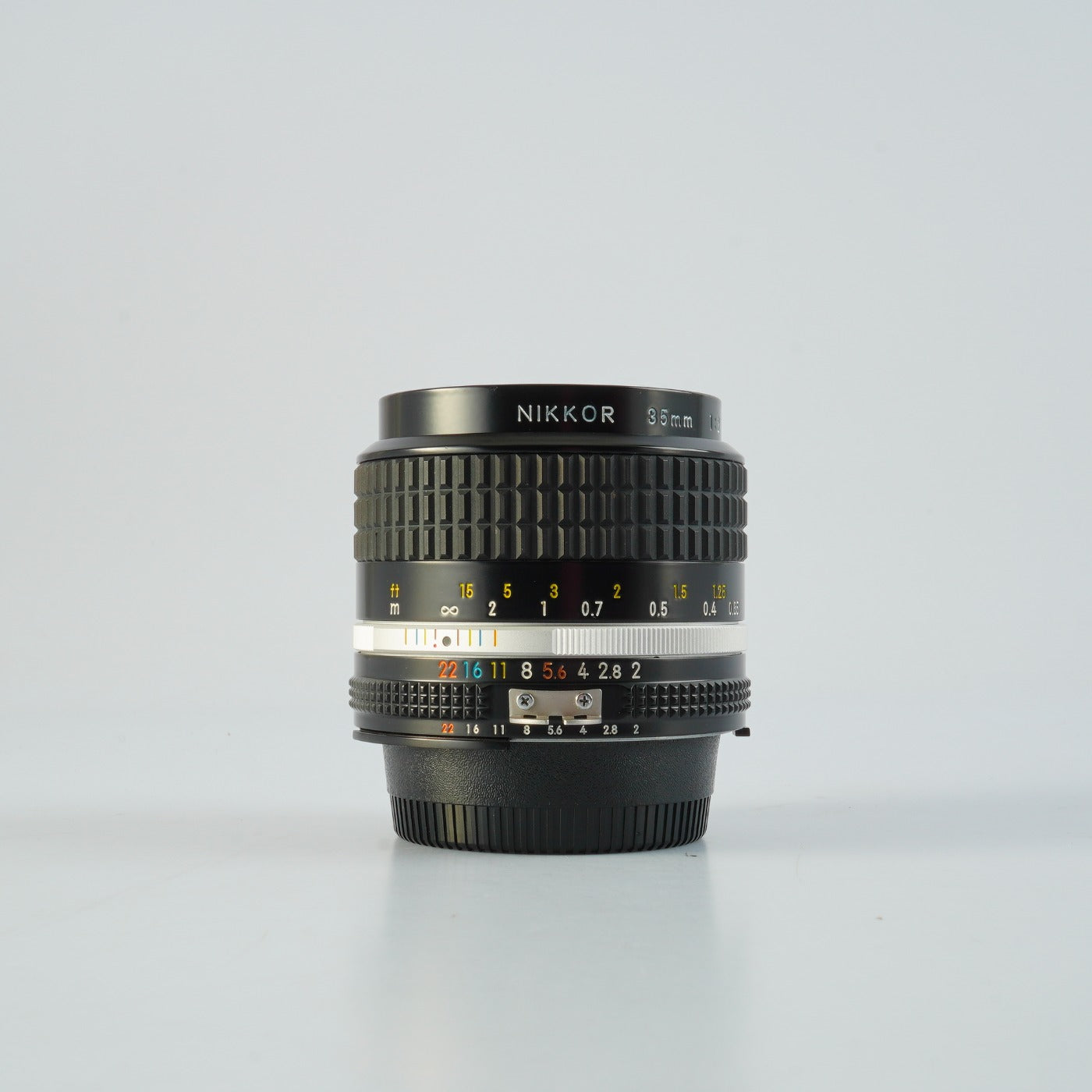 Nikon Ai-S NIKKOR 35mm F/2 単焦点レンズ
