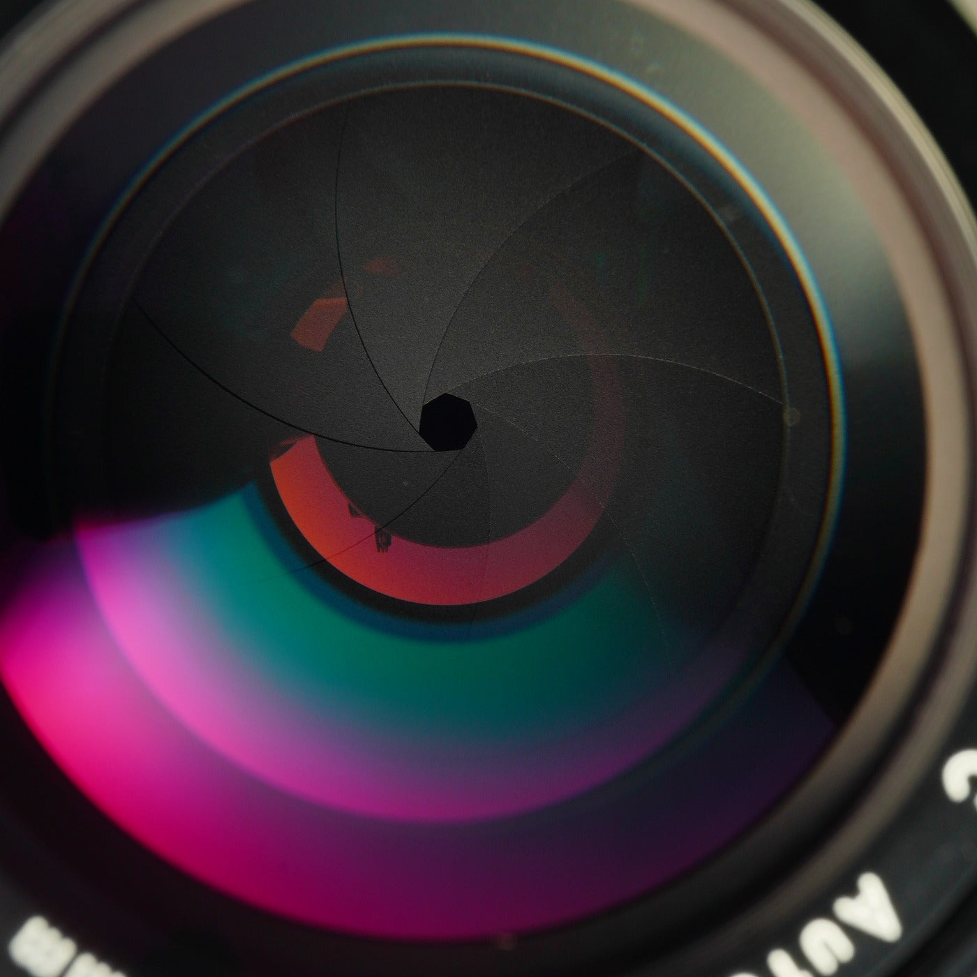 Nikon Ai改 NIKKOR-P.C Auto 105mm F/2.5 単焦点レンズ