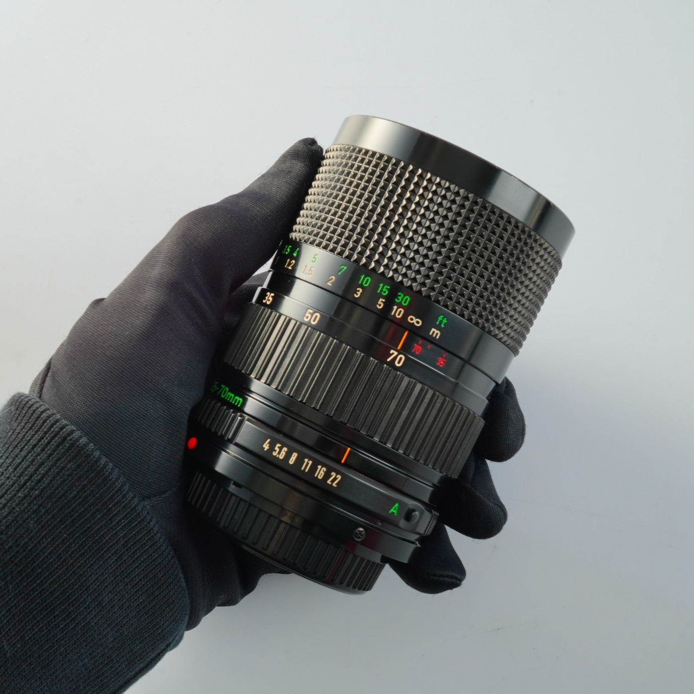 Canon FD 35-70mm F/4 ズームレンズ