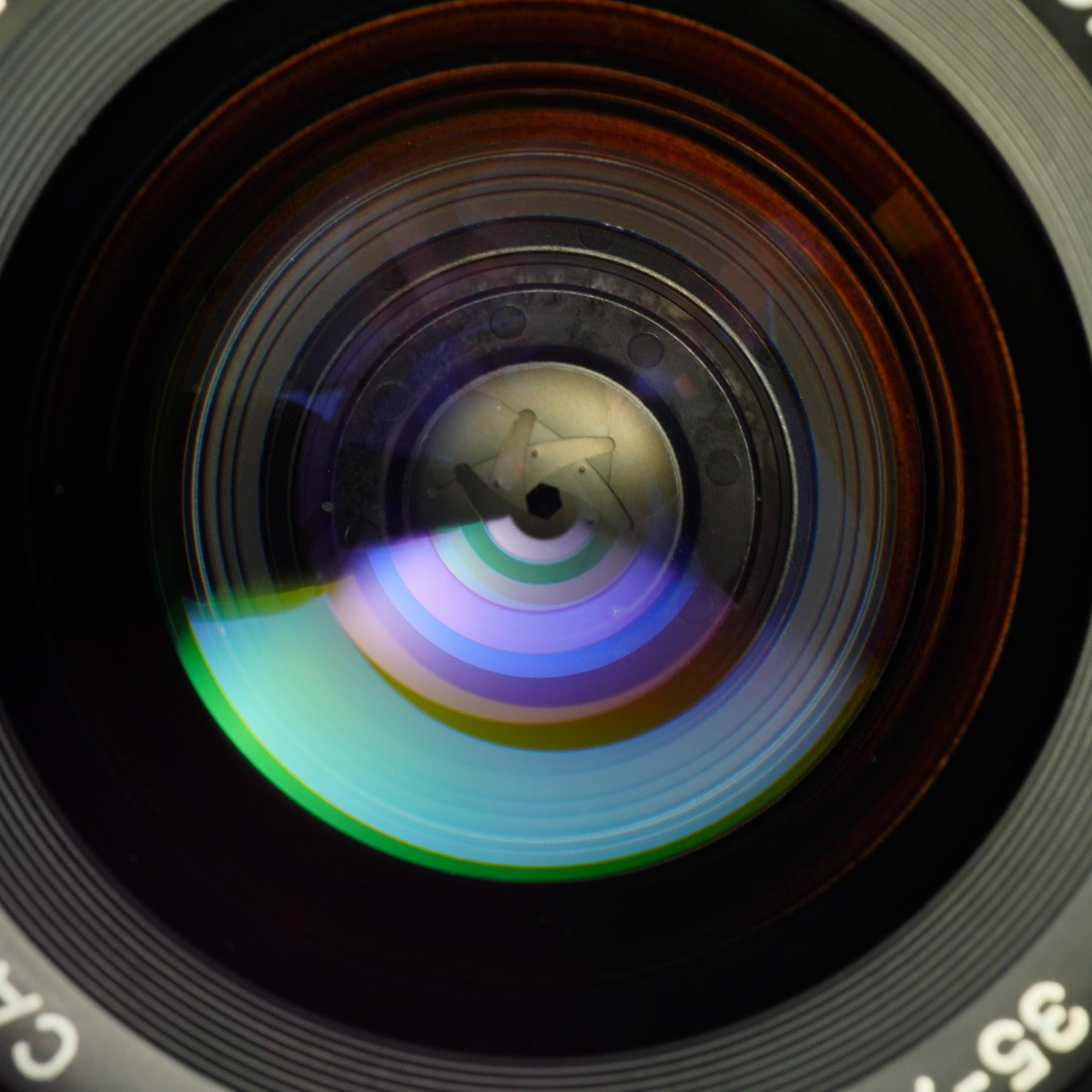 Canon FD 35-70mm F/4 ズームレンズ