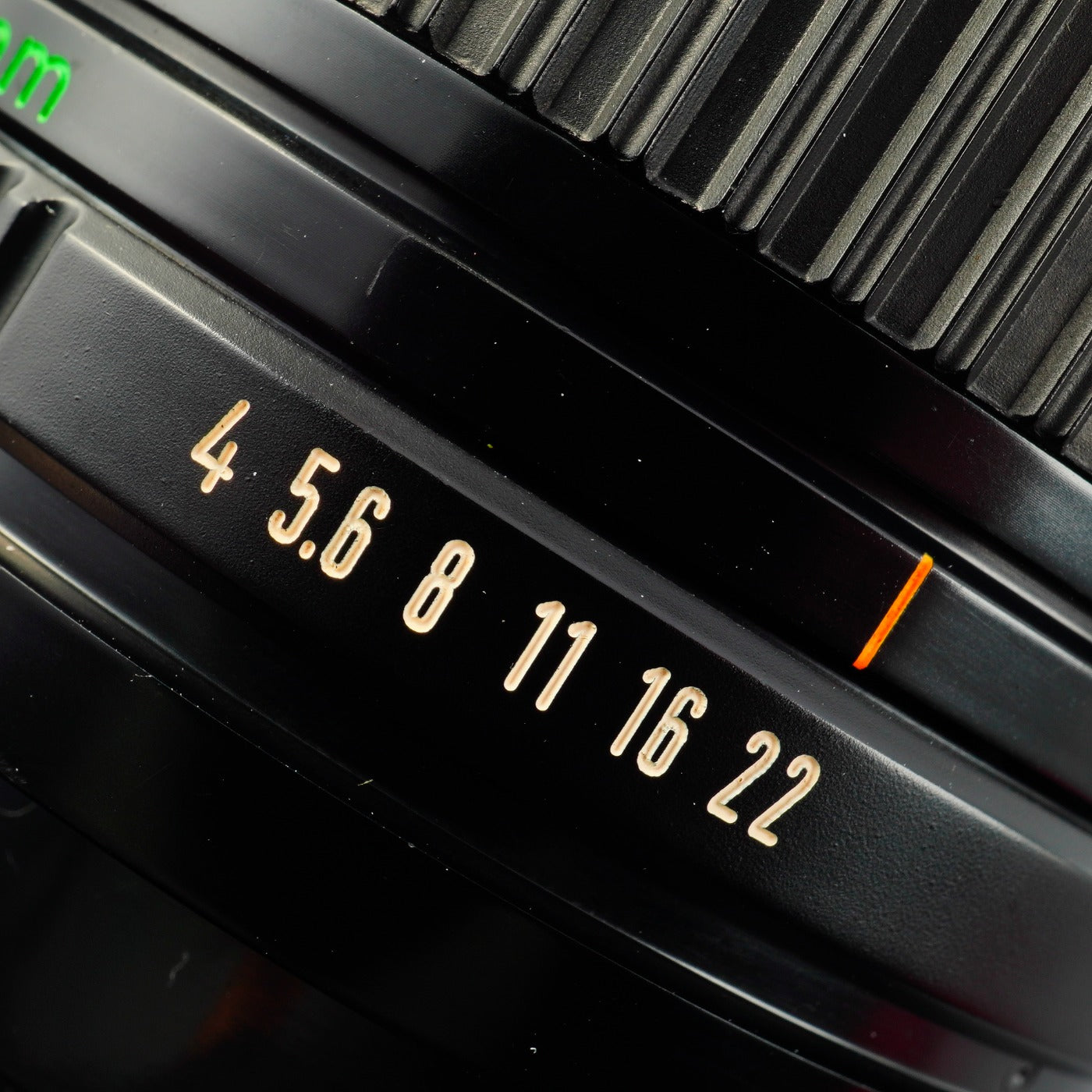 Canon FD 35-70mm F/4 ズームレンズ