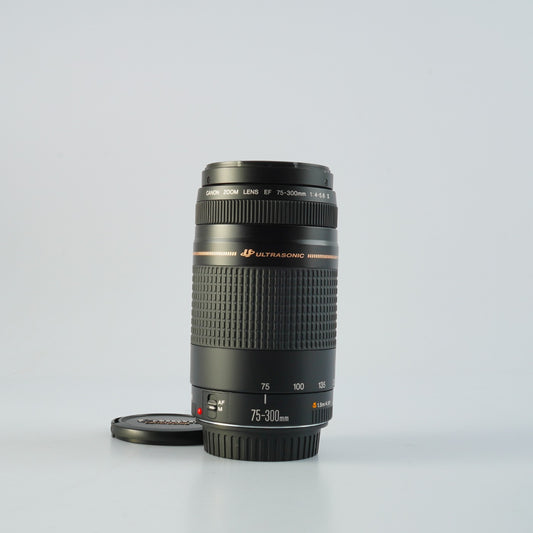 Canon EF 75-300mm F/4-5.6 Ⅱ USM ズームレンズ