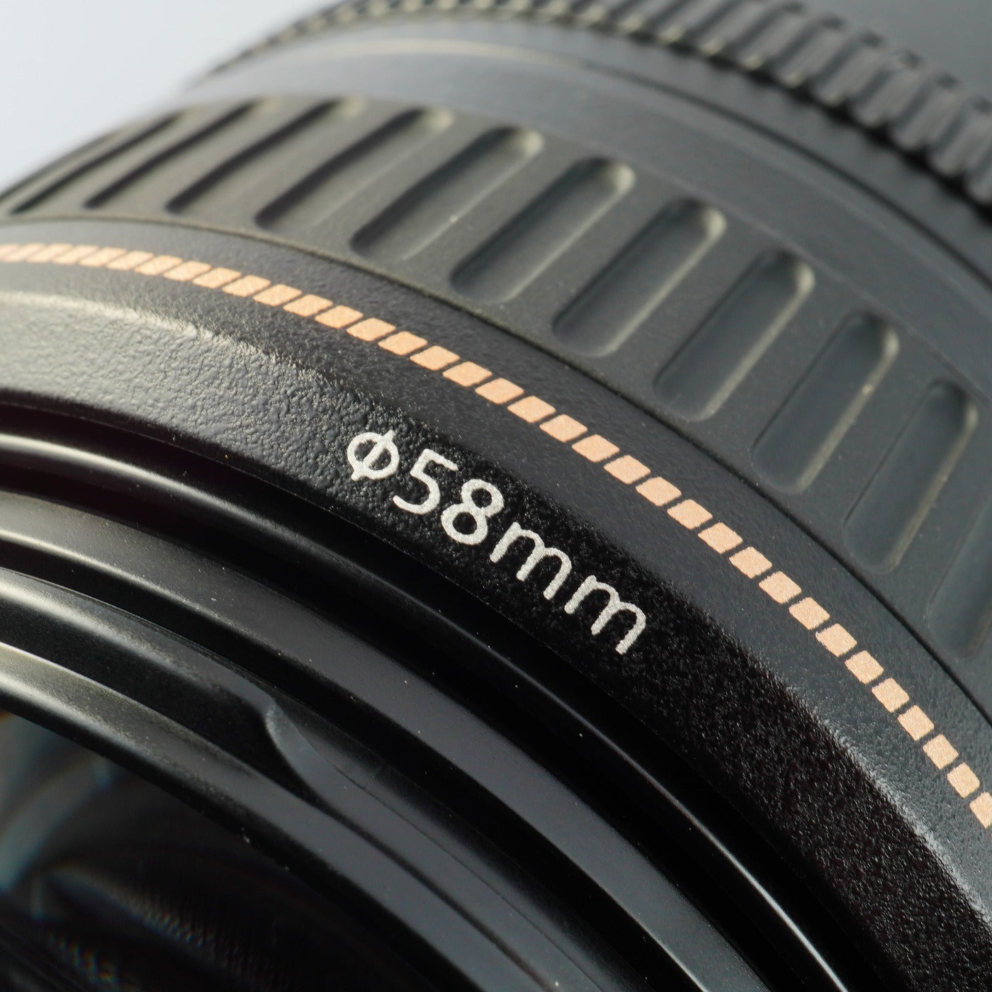 Canon EF 28–105 mm F/3.5–4.5 USM ズームレンズ