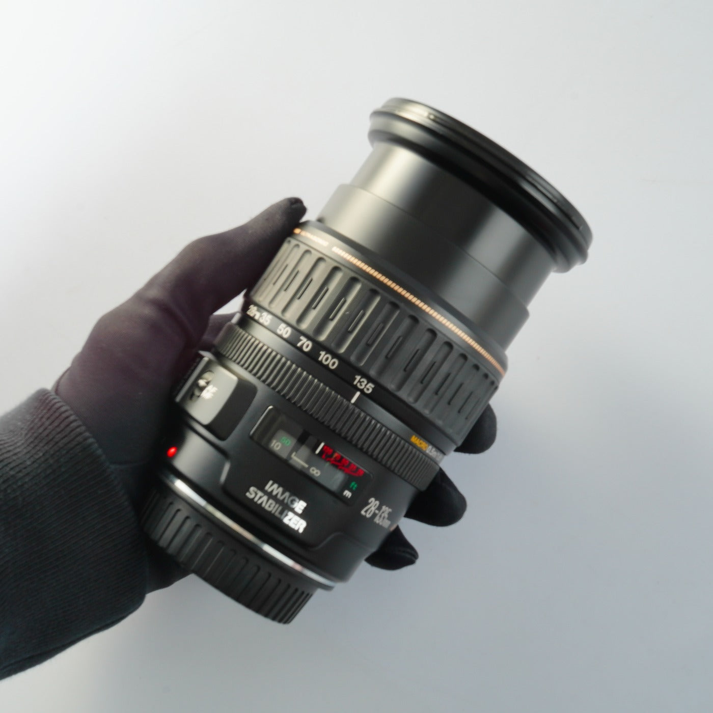 Canon EF 28-135mm F/3.5-5.6 IS ズームレンズ