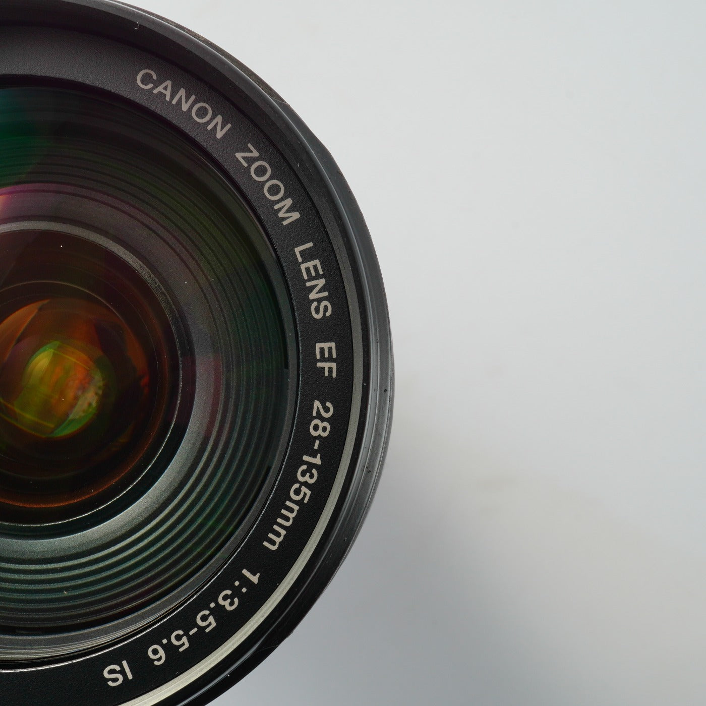 Canon EF 28-135mm F/3.5-5.6 IS ズームレンズ