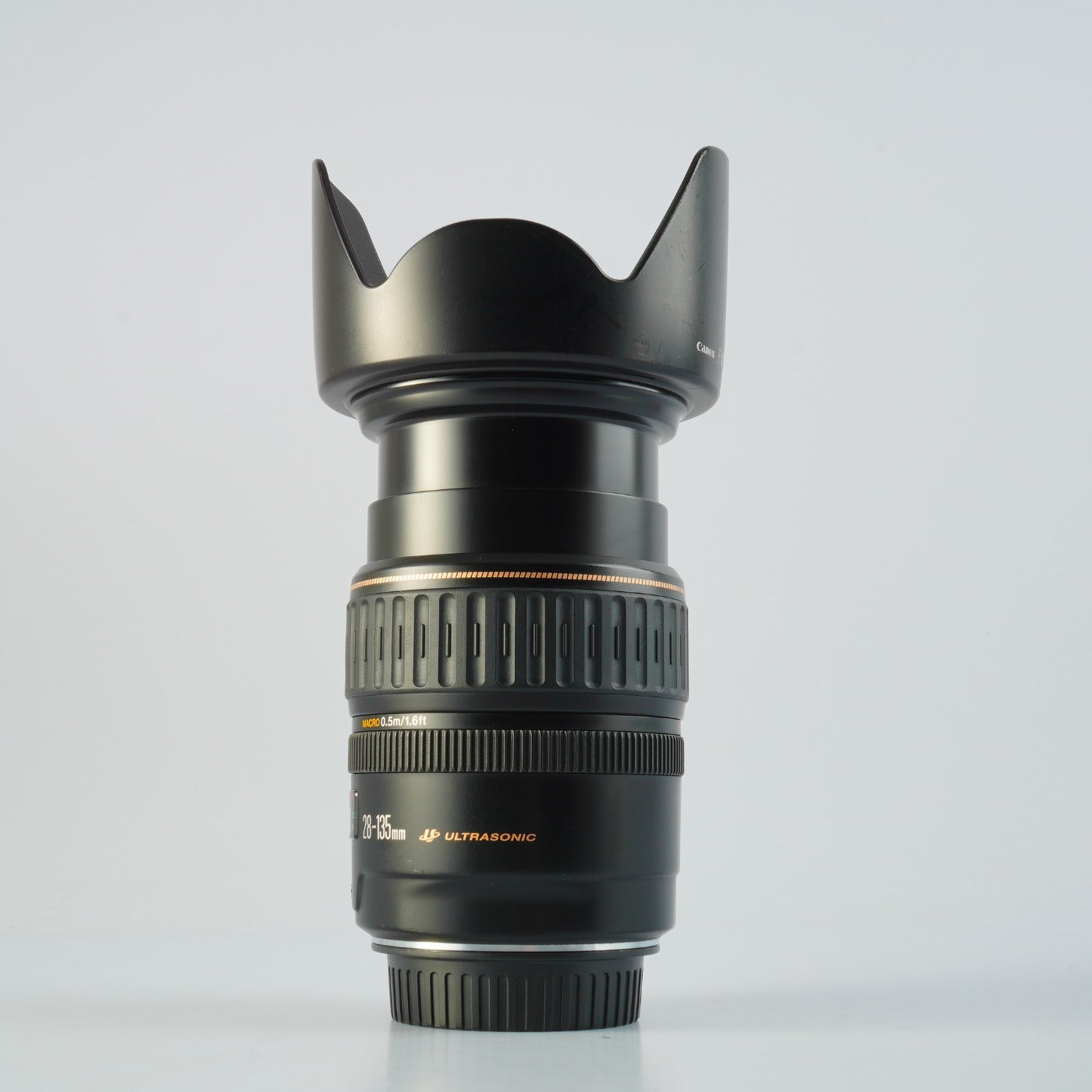 Canon EF 28-135mm F/3.5-5.6 IS ズームレンズ