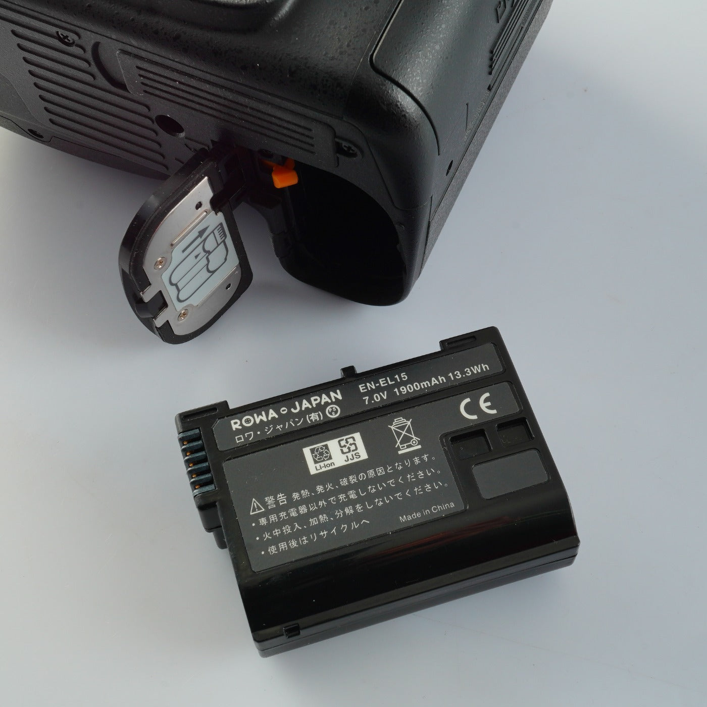 Nikon D7000 20.9MP [ 6,087 Shots ] デジタル一眼レフカメラ