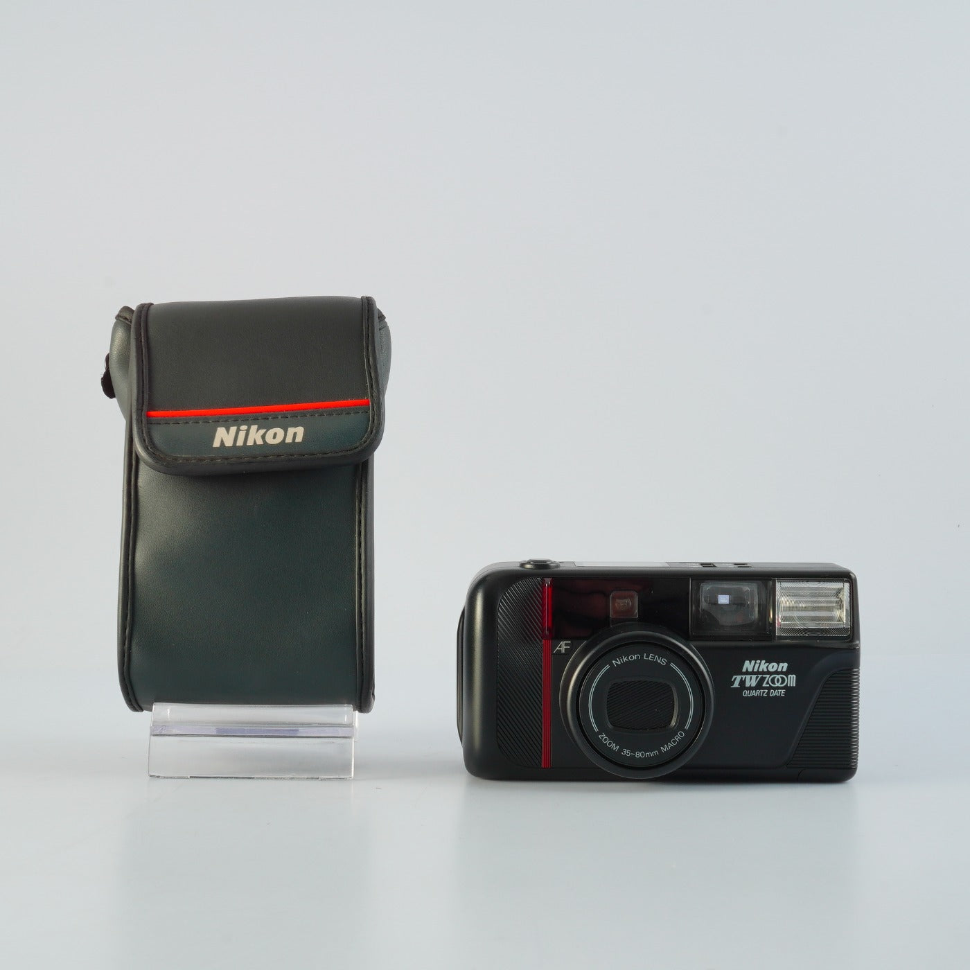 Nikon TW Zoom 35-80 Quartz Date コンパクトフィルムカメラ