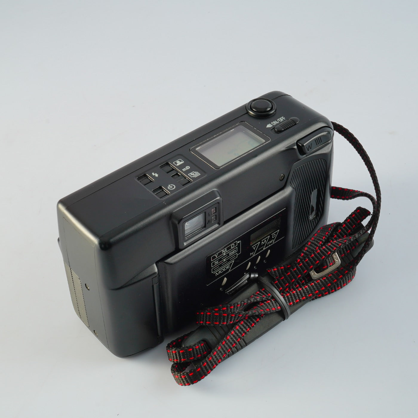 Nikon TW Zoom 35-80 Quartz Date コンパクトフィルムカメラ