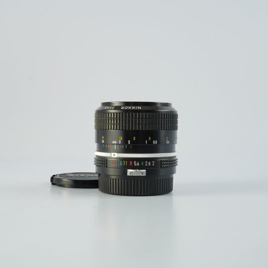 Nikon 非Ai Nikkor 35mm F/2 単焦点レンズ