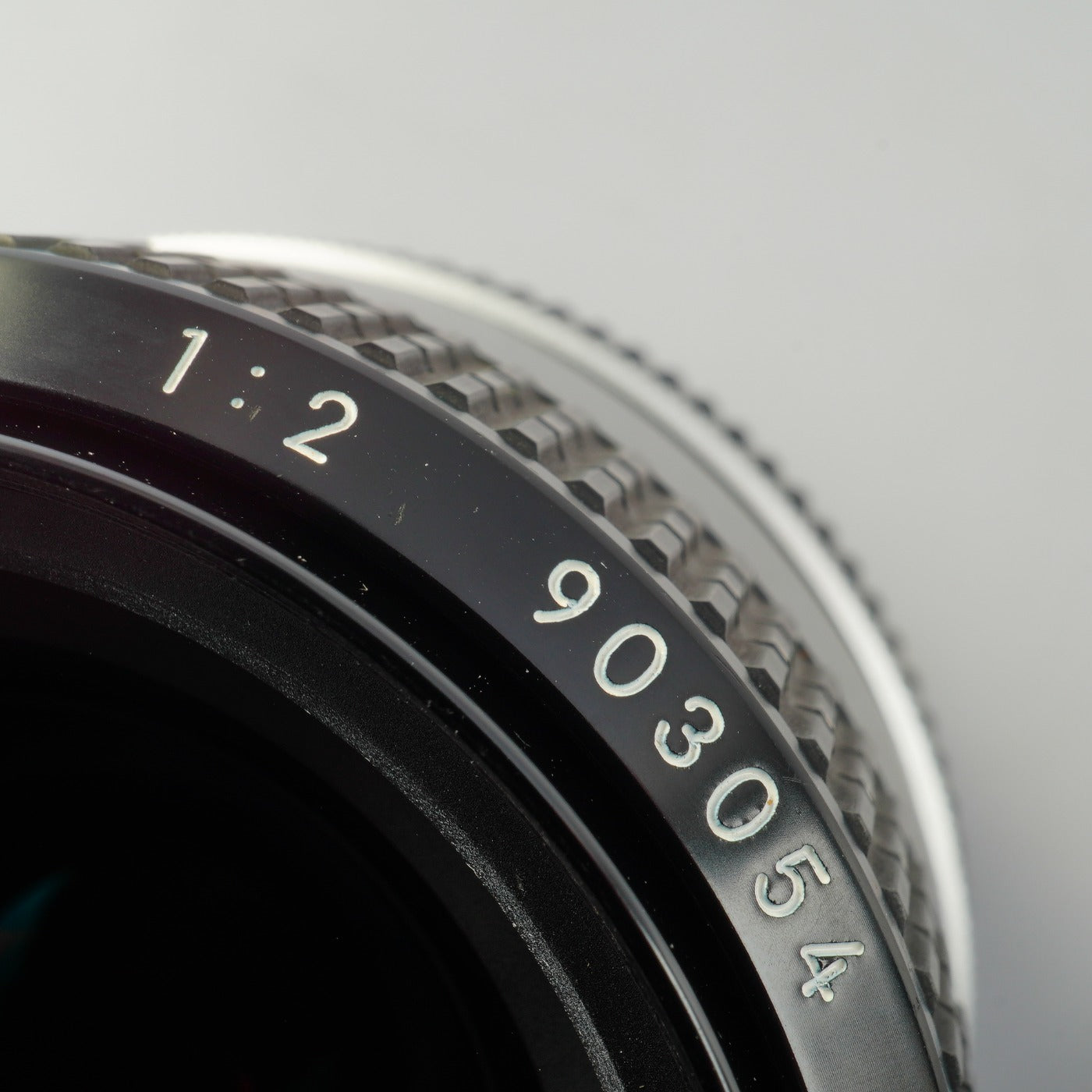 Nikon 非Ai Nikkor 35mm F/2 単焦点レンズ