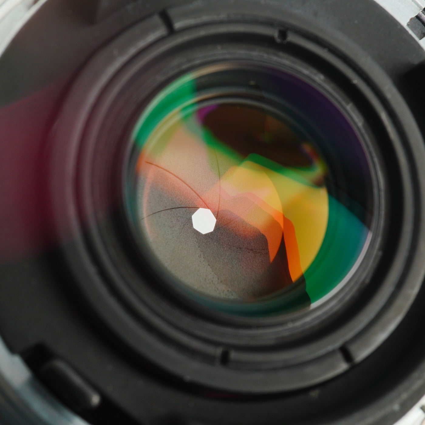 Nikon Ai Nikkor 28mm F/2.8 単焦点レンズ