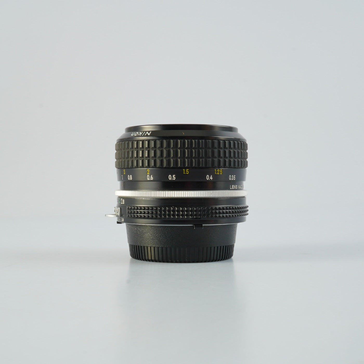 Nikon Ai Nikkor 28mm F/2.8 単焦点レンズ