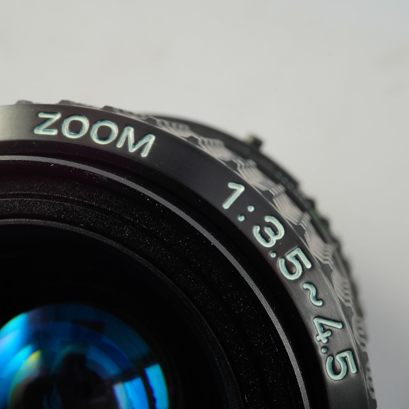 SMC PENTAX A ZOOM 35-70mm F/3.5-4.5 (Pentax K用) ズームレンズ