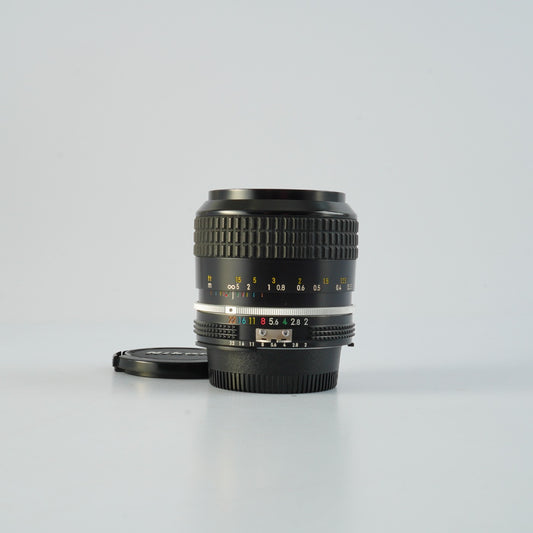 Nikon Ai NIKKOR 28mm F/2 単焦点レンズ