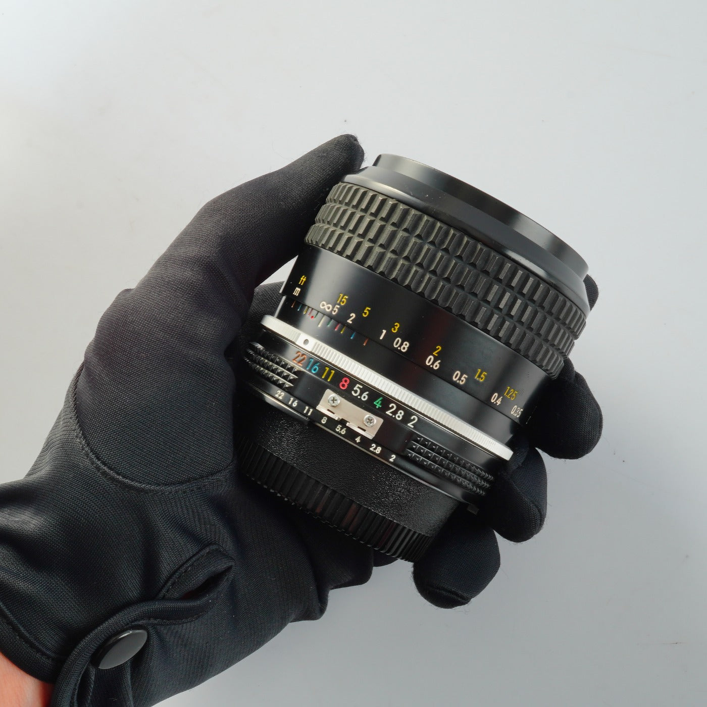 Nikon Ai NIKKOR 28mm F/2 単焦点レンズ