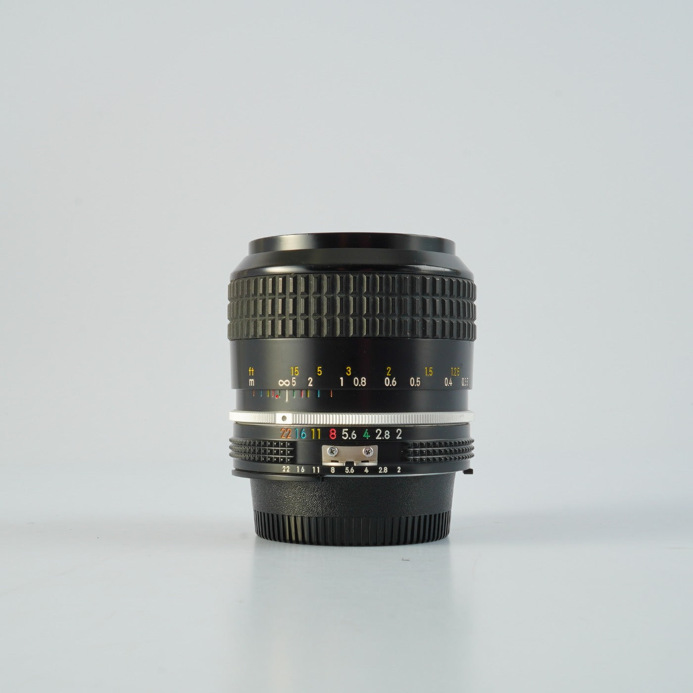 Nikon Ai NIKKOR 28mm F/2 単焦点レンズ