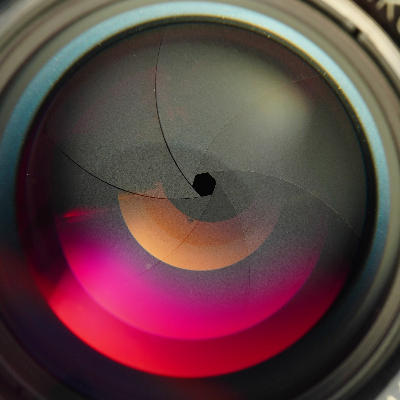 Nikon 非Ai Nikkor 85mm F/1.8 単焦点レンズ