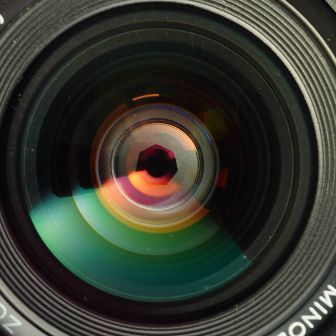 MINOLTA AF ZOOM 24-50mm F/4 ズームレンズ