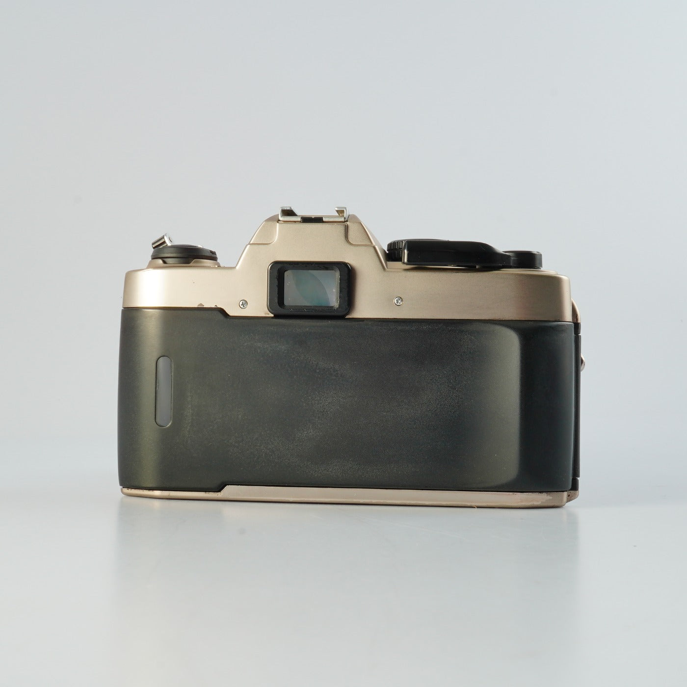 Nikon FM10 + Ai-S ZOOM Nikkor 35-70mm F/3.5-4.8 MF フィルム一眼レフカメラ