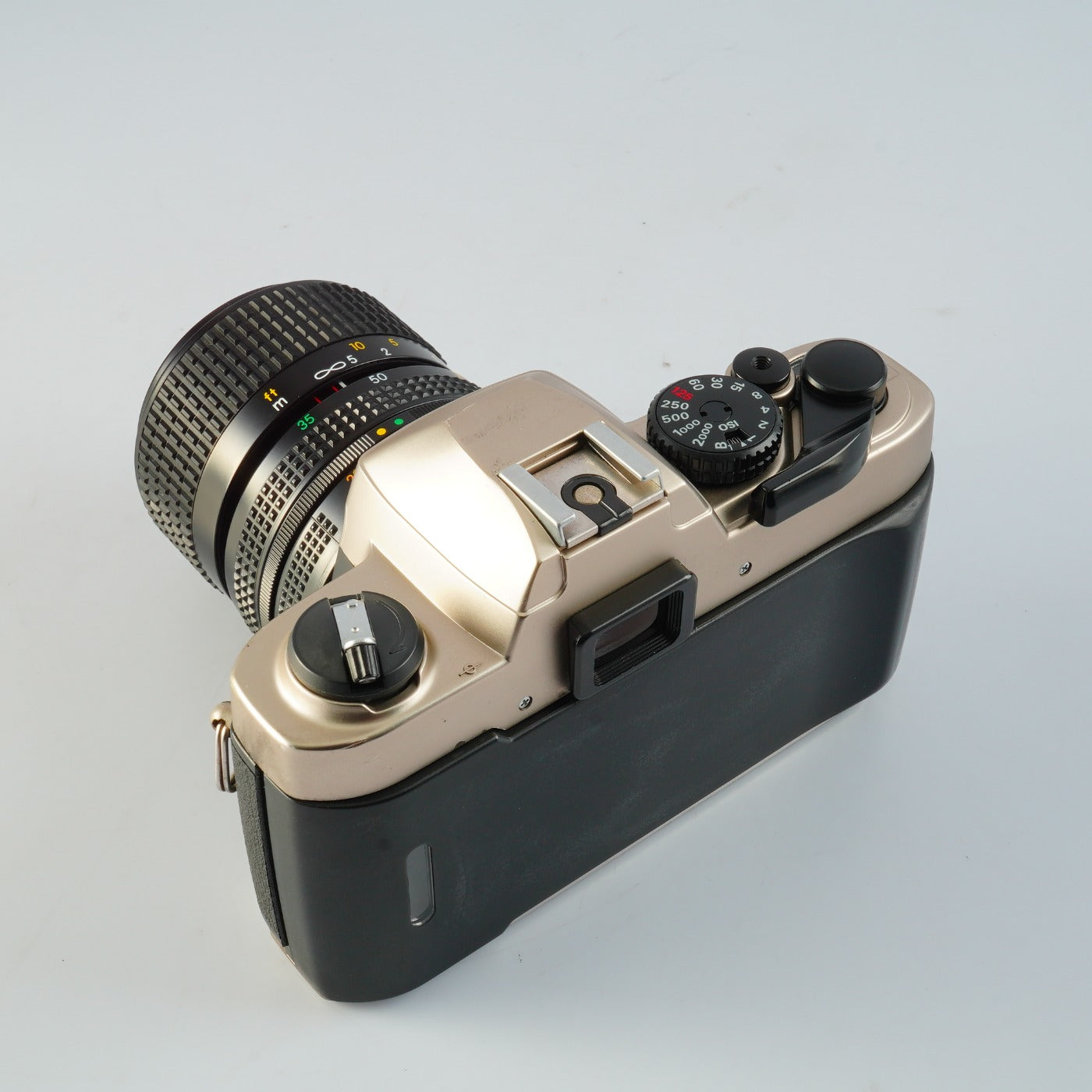 Nikon FM10 + Ai-S ZOOM Nikkor 35-70mm F/3.5-4.8 MF フィルム一眼レフカメラ