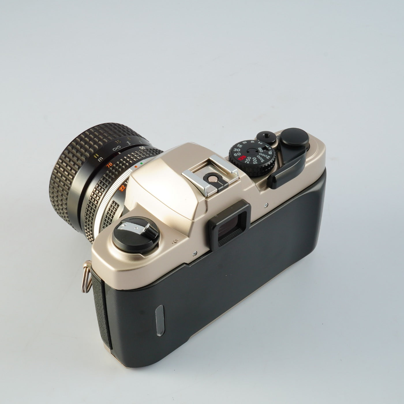 Nikon FM10 + Ai-S ZOOM Nikkor 35-70mm F/3.3-4.5 MF フィルム一眼レフカメラ