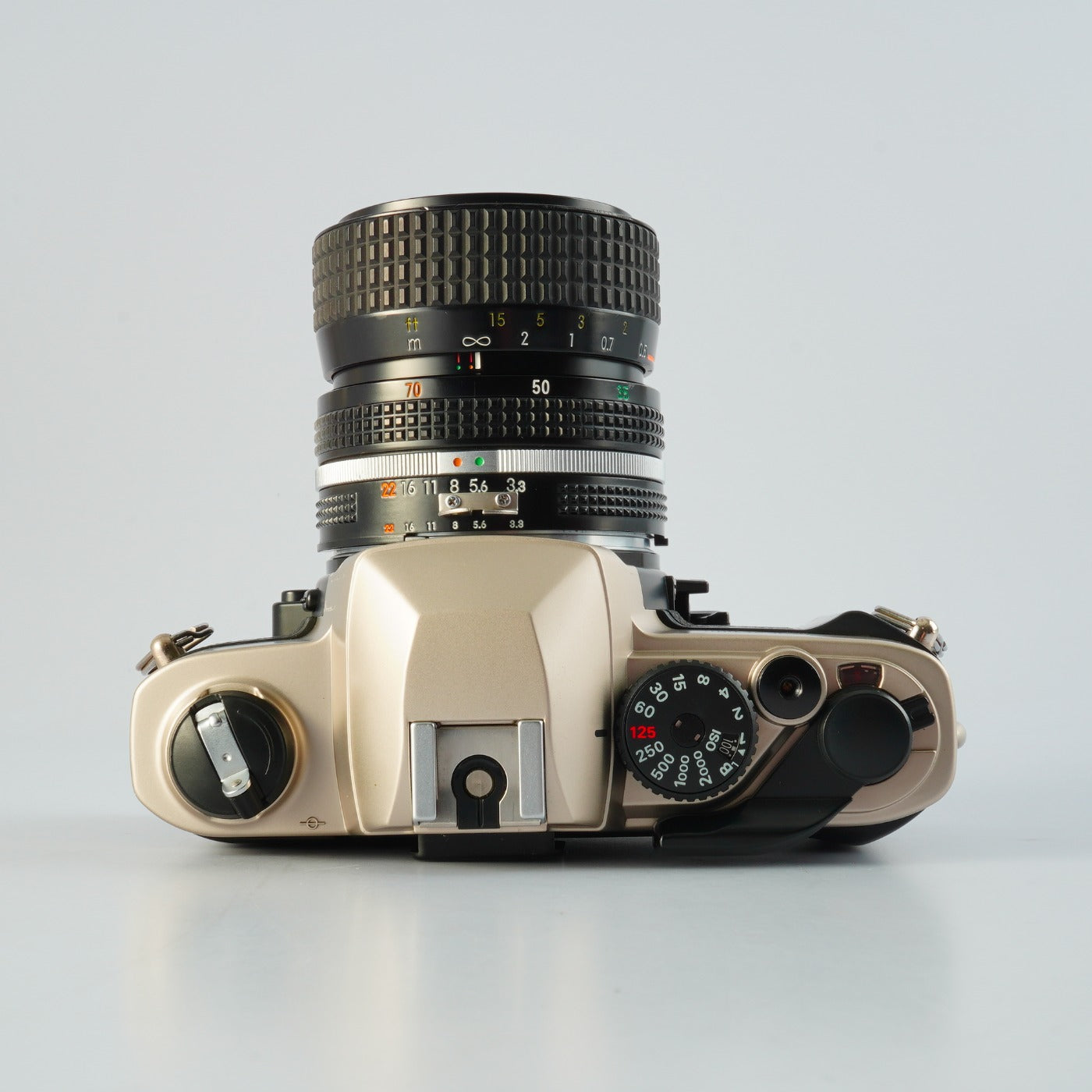 Nikon FM10 + Ai-S ZOOM Nikkor 35-70mm F/3.3-4.5 MF フィルム一眼レフカメラ