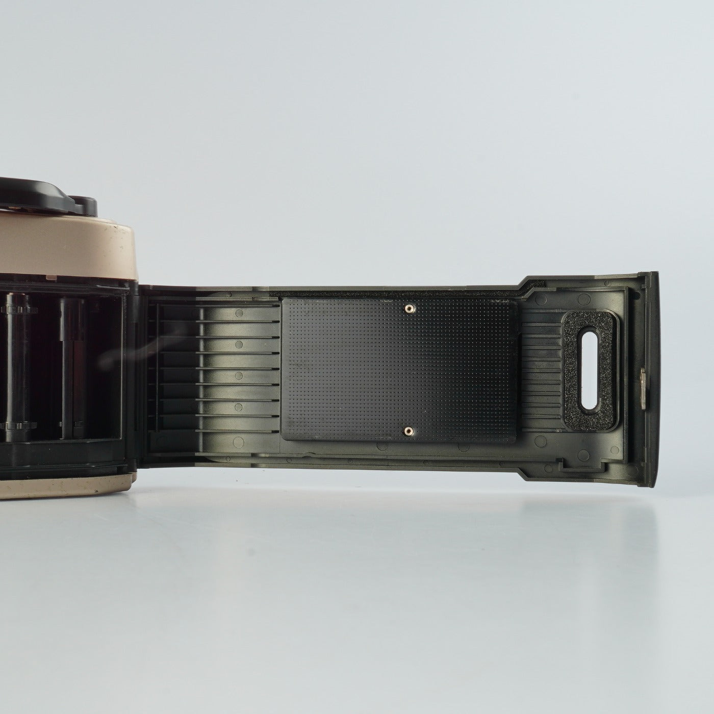 Nikon FM10 + Ai-S ZOOM Nikkor 35-70mm F/3.5-4.8 MF フィルム一眼レフカメラ