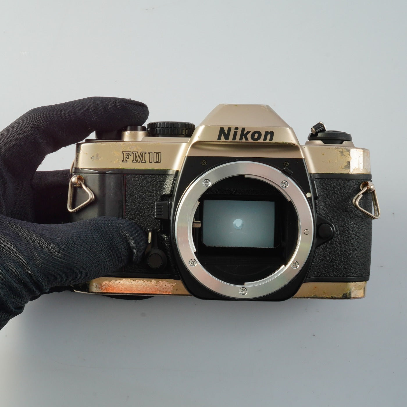 Nikon FM10 MF フィルム一眼レフカメラ