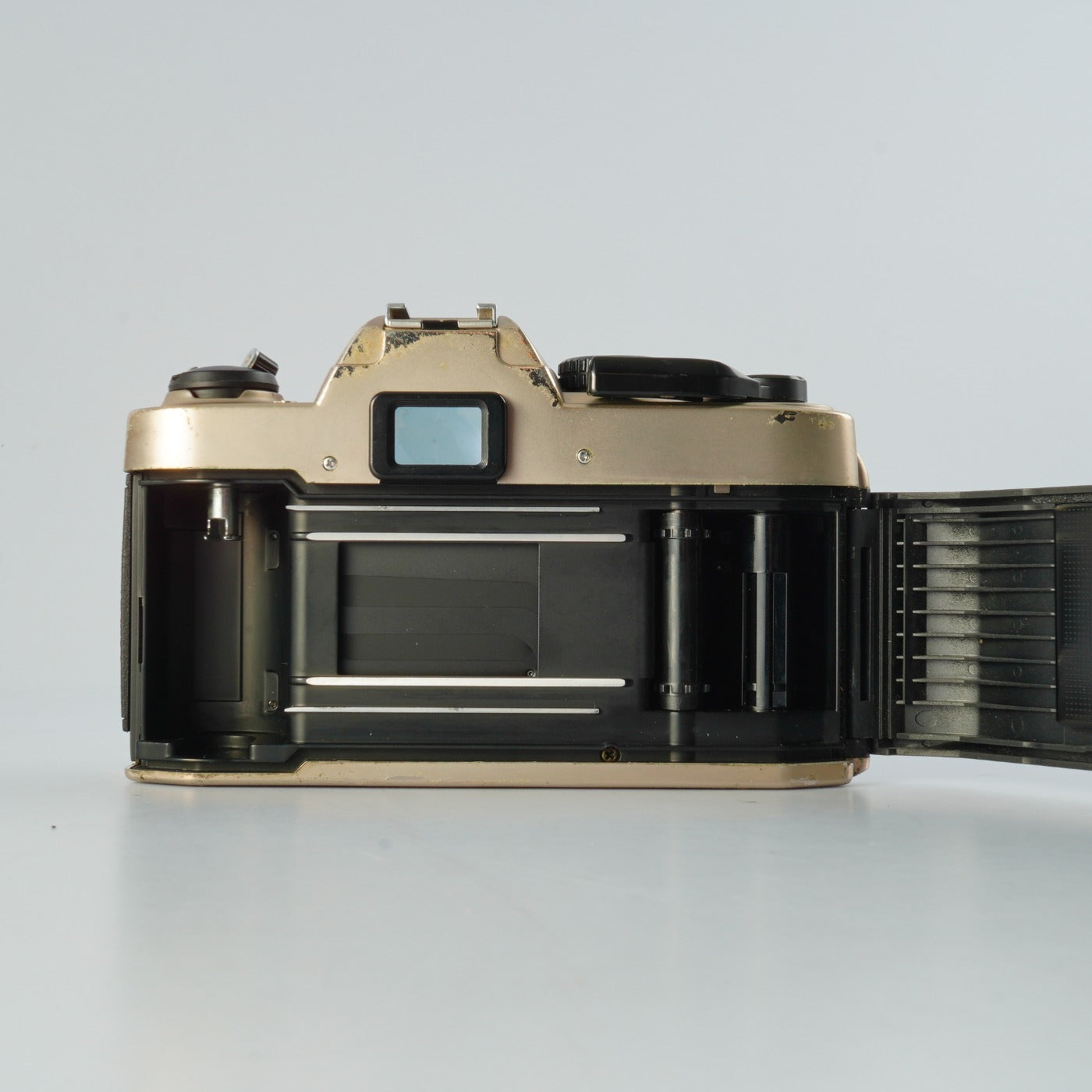 Nikon FM10 MF フィルム一眼レフカメラ