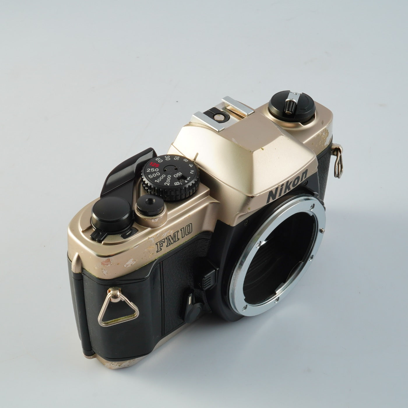 Nikon FM10 MF フィルム一眼レフカメラ