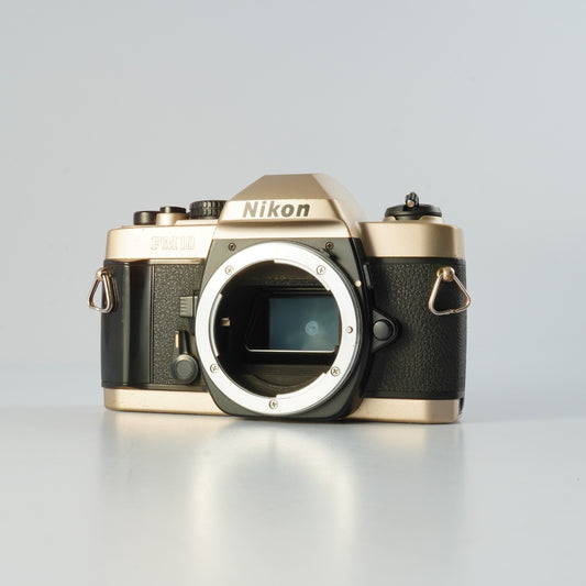Nikon FM10 MF フィルム一眼レフカメラ